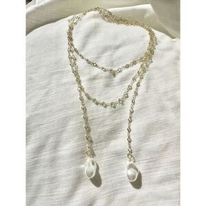 Gold color pearl chain link necklace